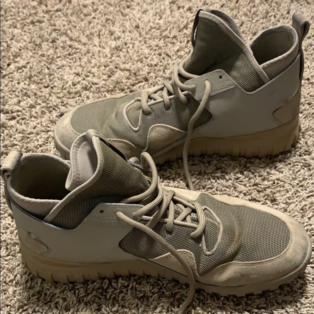 Adidas Tubular x Hemp